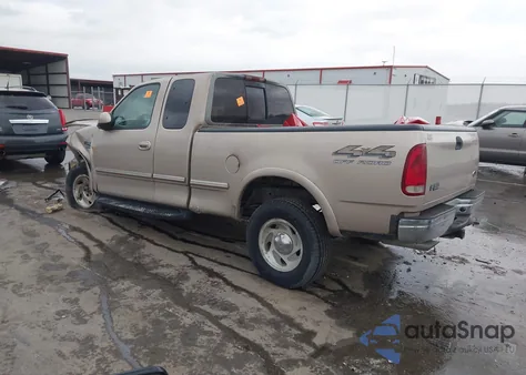 1998 Ford F-150 Lariat/Standard/Xl/Xlt z USA, uszkodzony, nr VIN 1FTZX18W1WNB49823